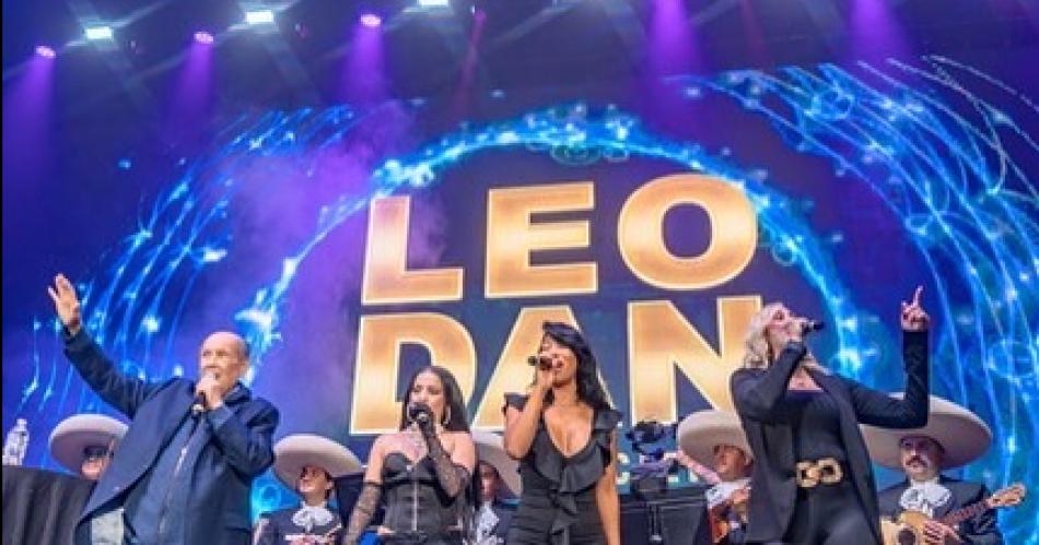 Leo Dan dio su uacuteltimo show de El adioacutes a una leyenda