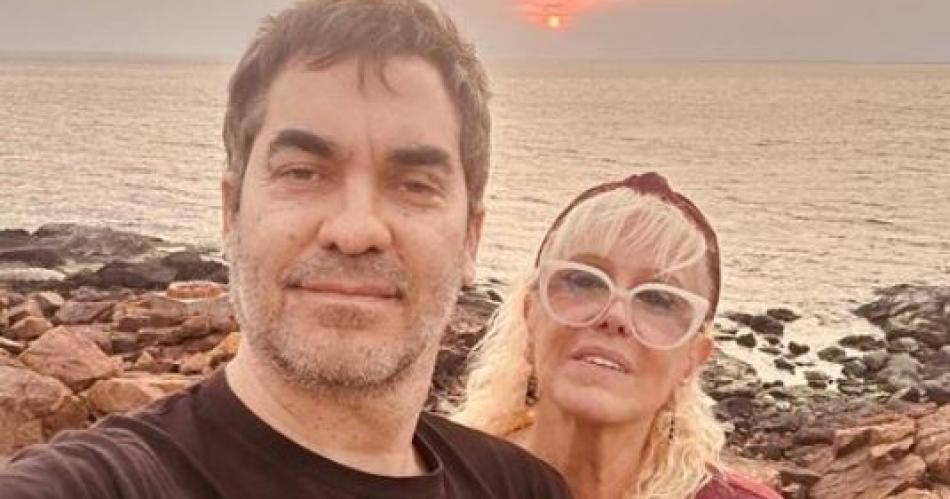 A Valeria Lynch le estaacute gustando la vista al mar lejos de los escenarios