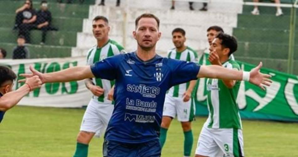 Sarmiento logroacute un empate que lo hace sontildear con las semifinales