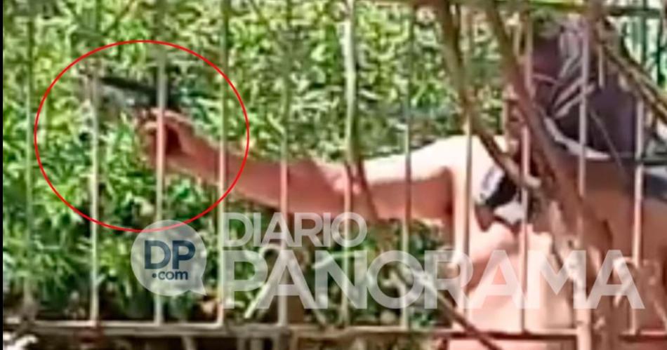 Hinchas del Ferro se enfrentaron a tiros y una menor resultoacute herida