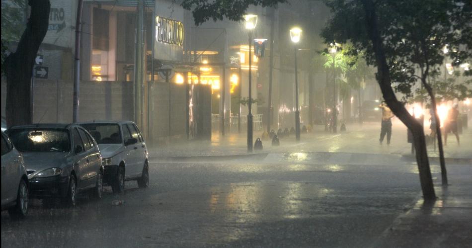 Postales de la lluvia- Algunas calles se encuentran inundadas
