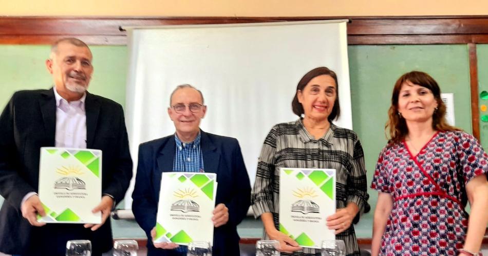 Firmaron una acta compromiso para realizar controles de salud a estudiantes