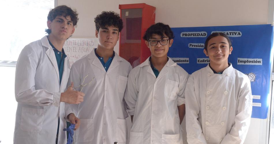 MUESTRA EN LA ESCUELA TEacuteCNICA Ndeg3