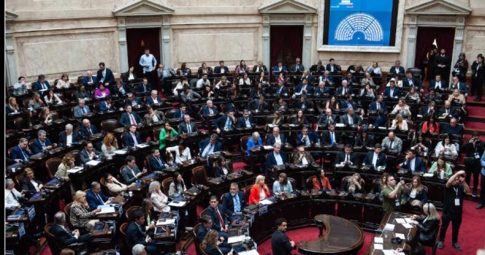 El Gobierno convocoacute a extraordinarias y no incluyoacute el Presupuesto
