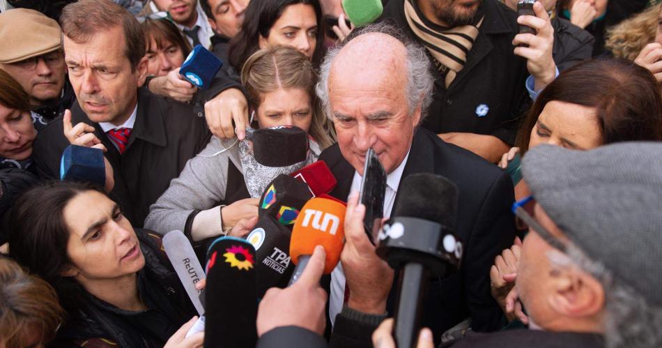 Libertarios piden la suspensioacuten del senador K Parrilli