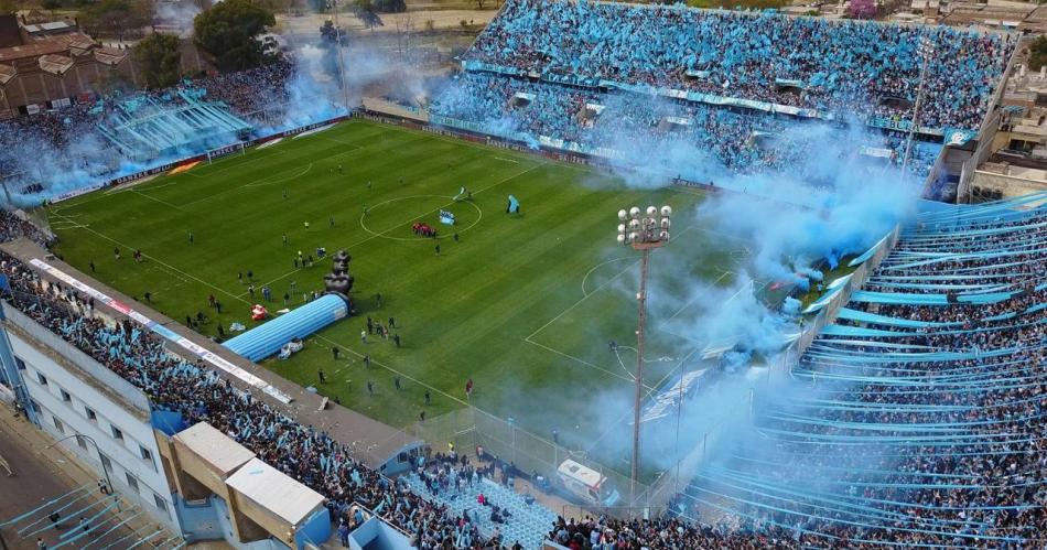 Sarmiento va por el ascenso- diacutea y sede confirmada para la gran final