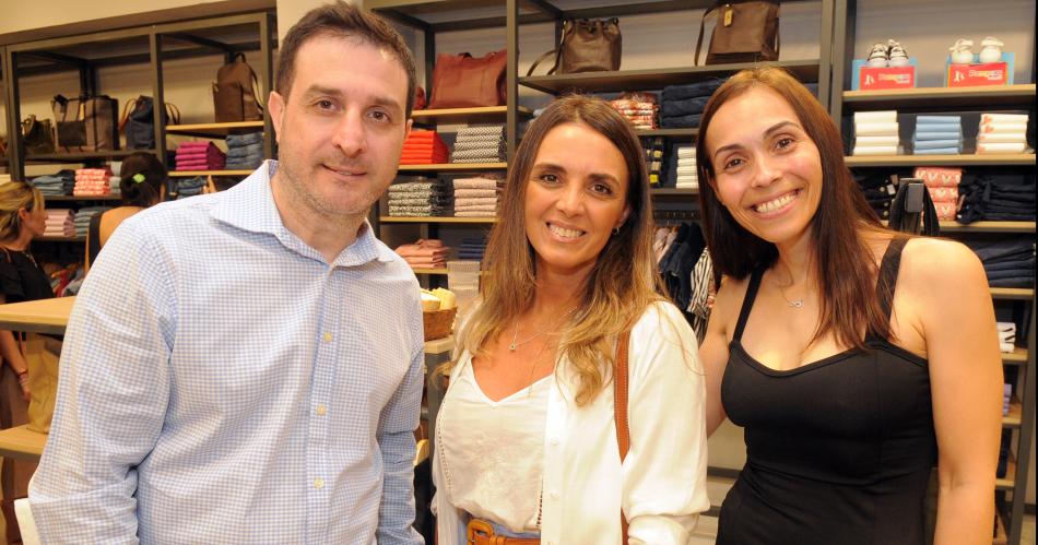 PAMPERO ABRIOacute SU NUEVO LOCAL