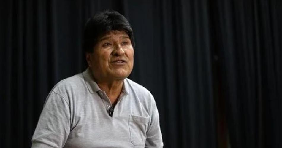 Imputan a Evo Morales por trata de personas y piden su detencioacuten