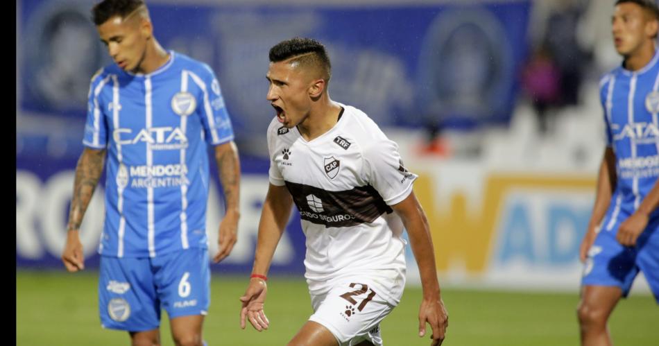 CHANCE Iv�n Gómez surgido en Estudiantes viene de jugar en Platense Adem�s registra un paso por Newells