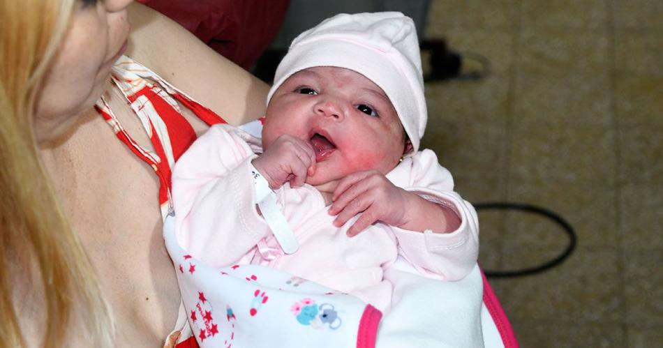 Olivia la primera beba santiaguentildea del 2025