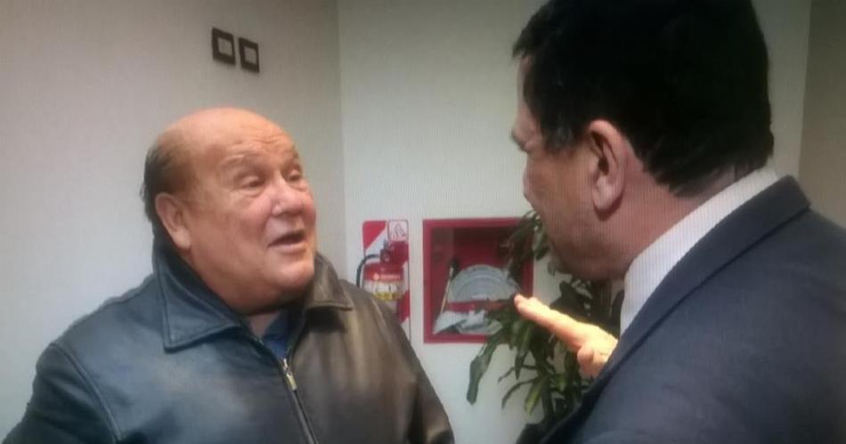 Favio en 1997 a EL LIBERAL sobre Leo Dan- Es dulzura amor puro de una excepcional ternura que me salvoacute la vida