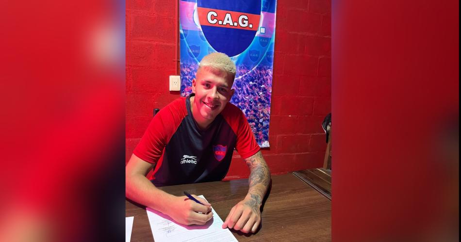 Tomaacutes Martiacutenez refuerza la delantera de Guumlemes