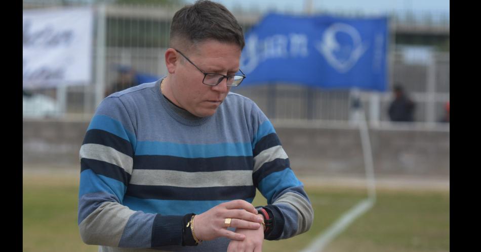 PROYECTO Pablo Martel continuar� en el Profesor por una temporada m�s