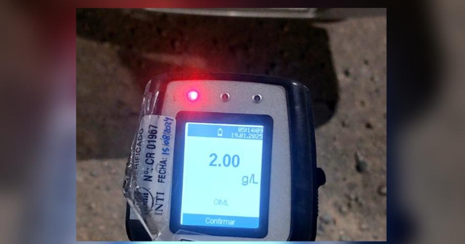 VIDEO Conductor alcoholizado quiso evitar un control y le salioacute mal- se quedoacute sin licencia y sin vehiacuteculo