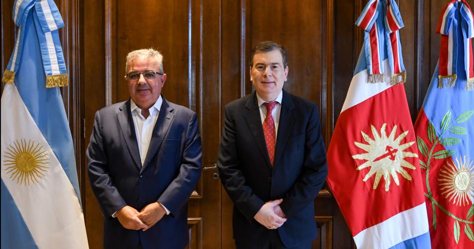 Zamora y Jalil solicitan a la Nacioacuten el inicio de la obra de la red de acueductos del Riacuteo Albigasta