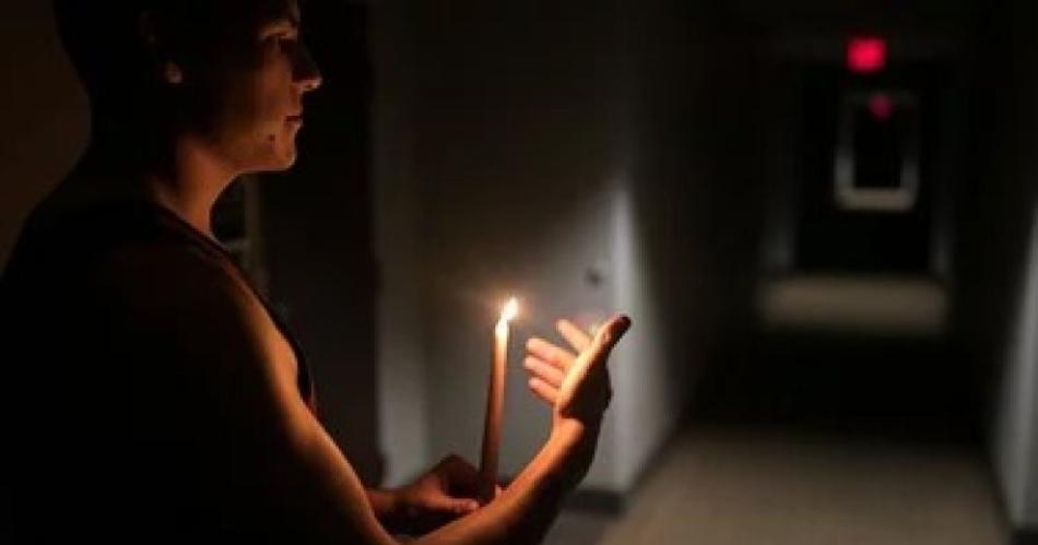 En medio de la ola de calor casi 50 mil hogares se quedaron sin luz en el AMBA