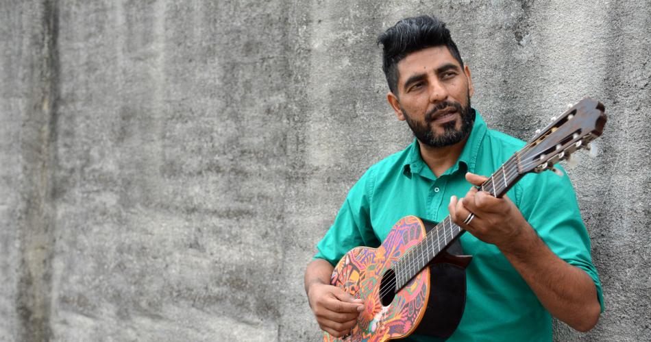 Huaicondentildea presenta Carnaval en los barrios Carnaval en los patios