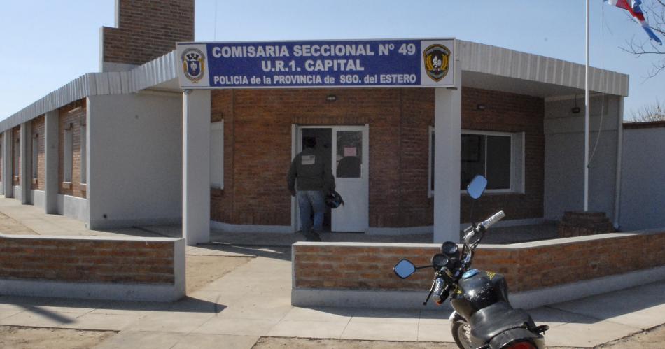 Sargento de policiacutea y su esposa atacados a tiros por seis sujetos