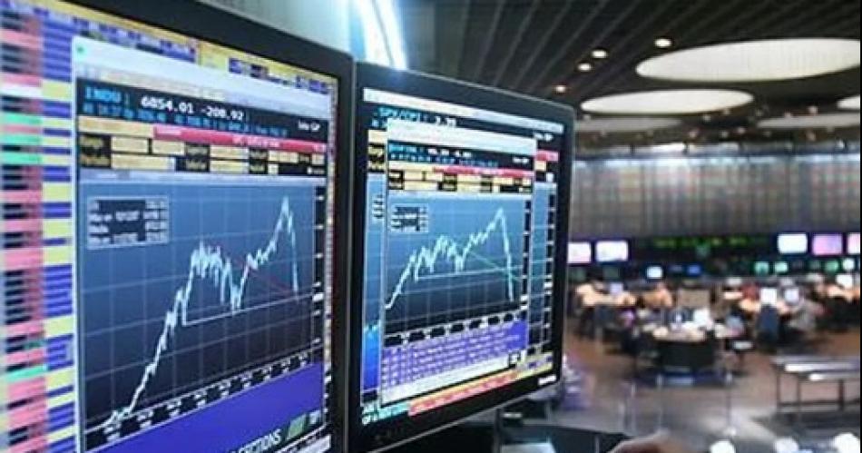Caen acciones ADRs y bonos mientras se esperan novedades sobre el FMI
