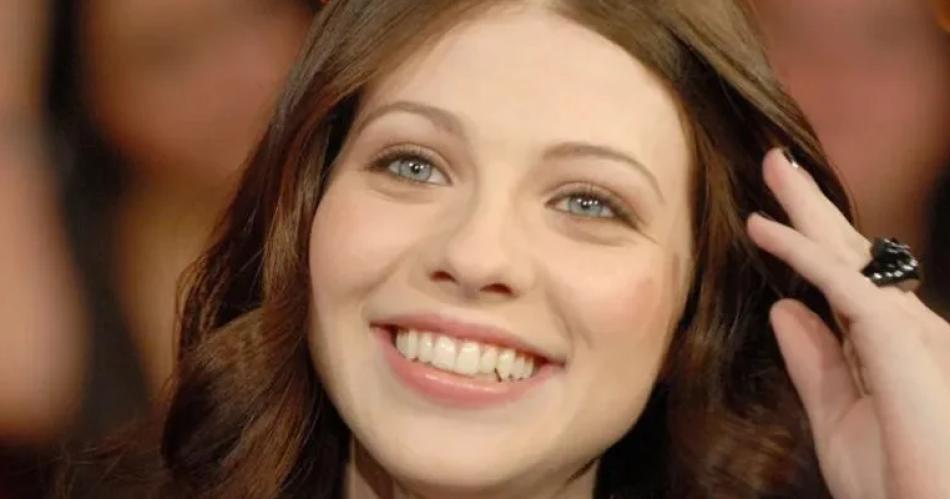 Conmocioacuten en Hollywood por la muerte de  Michelle Trachtenberg actriz de Harriet la Espiacutea y Gossip Girl