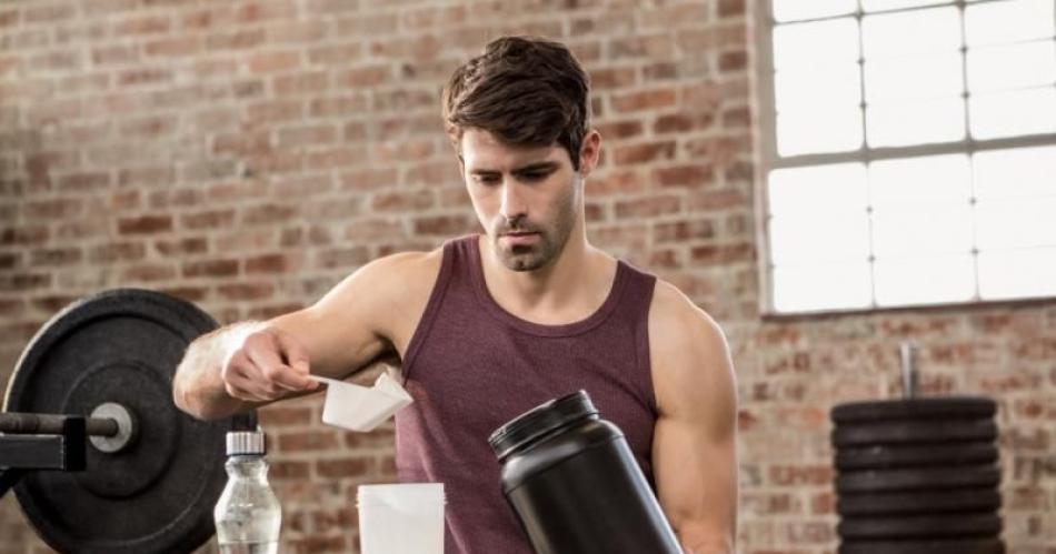 Actividad fiacutesica y suplementacioacuten- advierten sobre los riesgos de consumirlos sin control