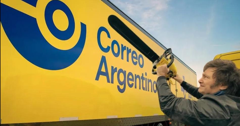 Desde la asuncioacuten de Milei se recortaron casi 44 mil puestos de trabajo en el sector puacuteblico