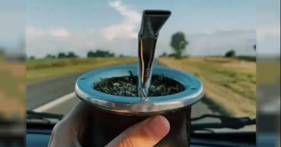 Cules son las provincias que multan a los conductores por tomar mate (Foto- Internet)