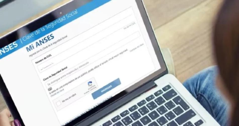Clave de Seguridad Social de Anses (Foto- NA)