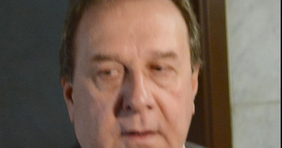 Interceptan en tour de compras a dos bolivianos con 200 caacutepsulas de cocaiacutena en el estoacutemago