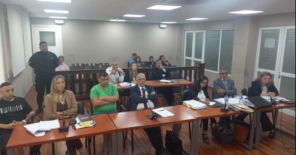 BANQUETE IRA FILO Y CRIMEN- Pausita fue muerto a puñaladas en el 2020 plena pandemia Dos gitanos se volvieron m�s nómades que nunca Solo quedaron para poner la cara Díaz y Oliva