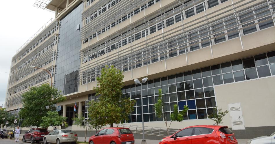 Hermanos que intentaron matar a un joven iraacuten a juicio