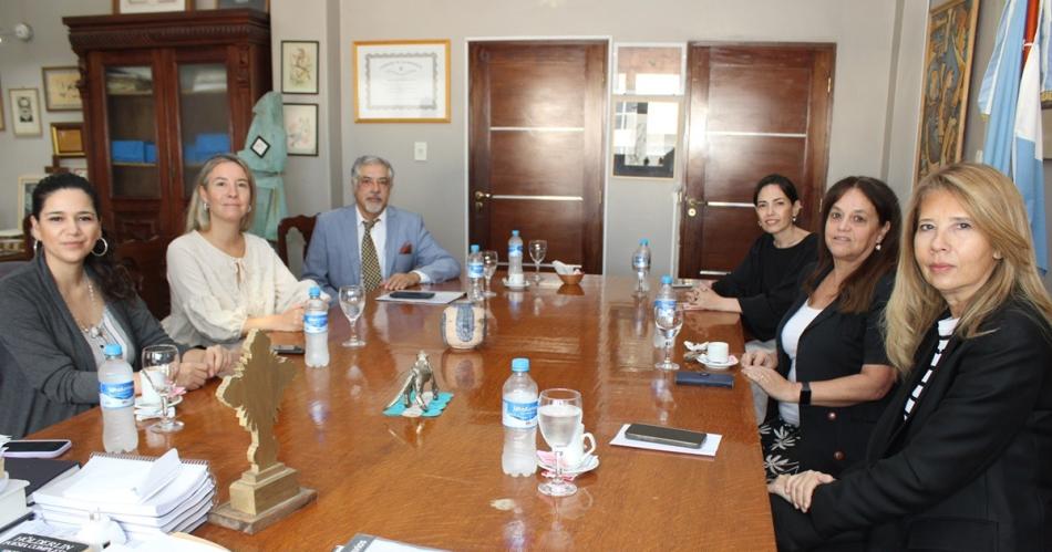 Evaluacutean uso de la IA en procesos judiciales por violencia en contra de las mujeres