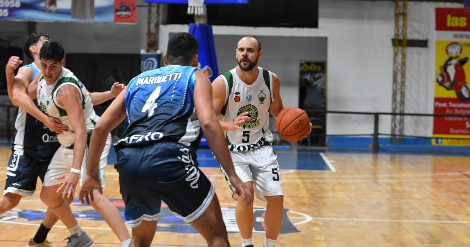 Nicolaacutes Avellaneda se sacoacute la mufa y pudo festejar en la Liga Federal