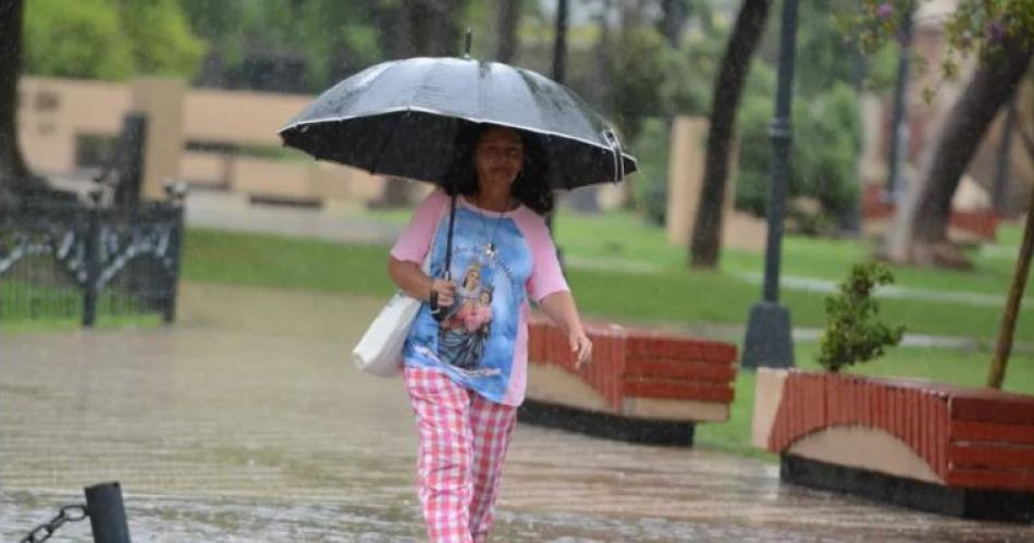 Jueves inestable con lloviznas durante todo el dÃa y una mÃxima de 27°