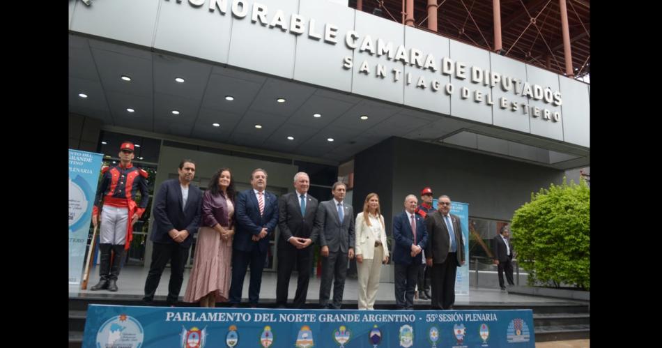 La Junta Ejecutiva del Parlamento del Norte Grande se reunioacute en la Legislatura provincial