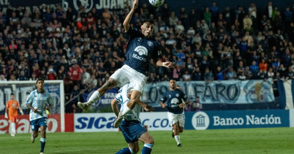 NO HIZO PIE Racing mostró una plida versión en Mendoza y perdió un duelo clave ante Independiente Rivadavia