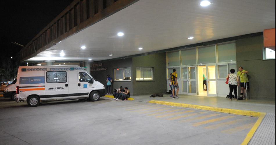 DESOLACIÓN- La víctima permanece internada en el Regional Su familia la acompaña con oraciones optimista en una pronta recuperación