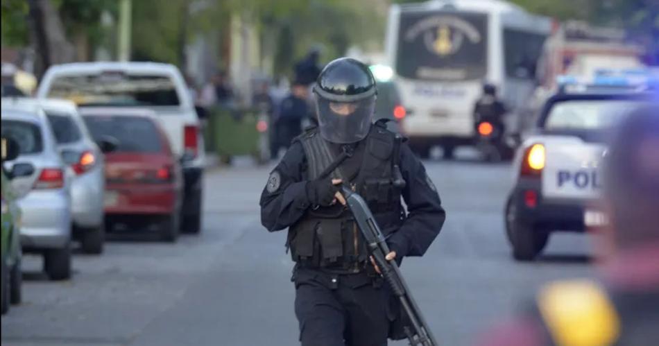 AVERIGUACIONES La División Robo y Hurto Banda analiza las cmaras de seguridad