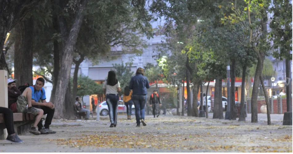 Alerta por tormentas y vientos en Santiago este �ltimo domingo de marzo