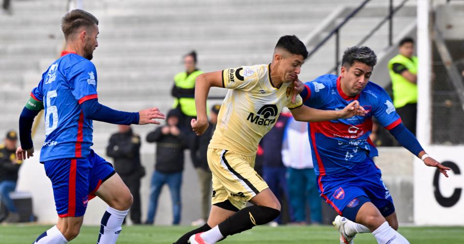 Foto- Prensa de Güemes Güemes perdió en Puerto Madryn y est ltimo en la Zona A