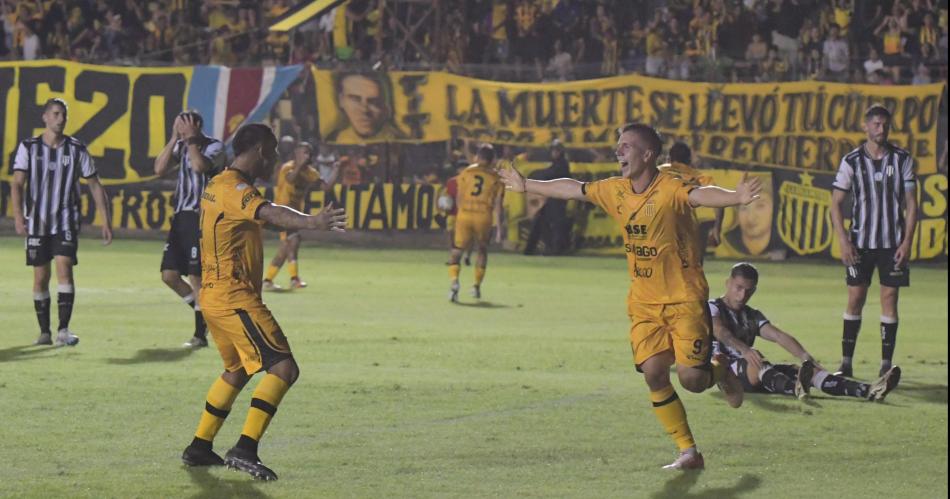 Mitre empatoacute en el 8 ante el liacuteder Gimnasia