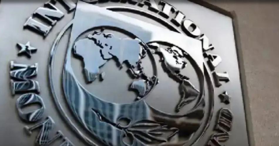 El FMI confirmó la solicitud de Argentina para un desembolso inicial de 8000 millones de dólares