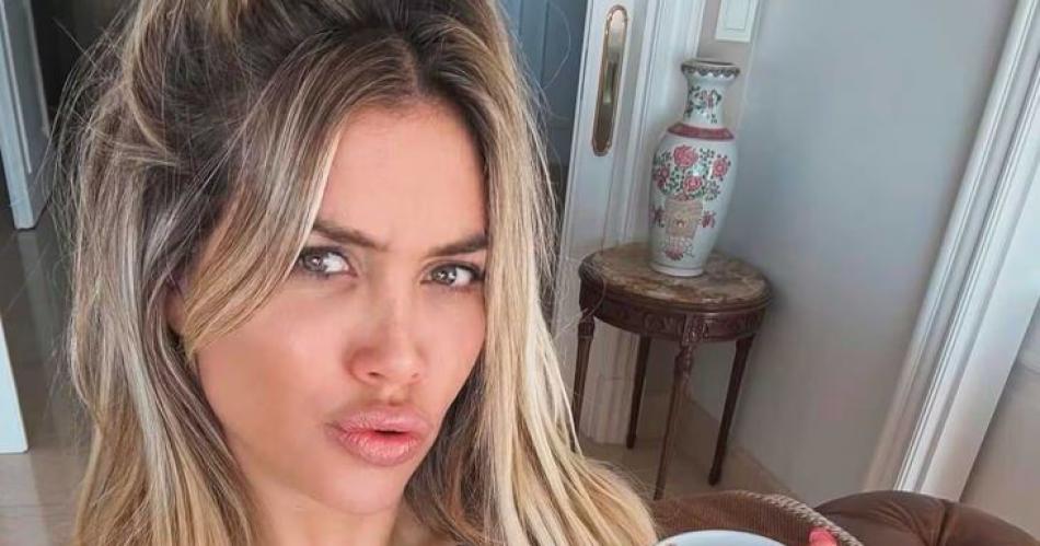 Wanda Nara sorprendioacute a sus seguidores con el resultado de su cirugiacutea sin faja y en ropa interior