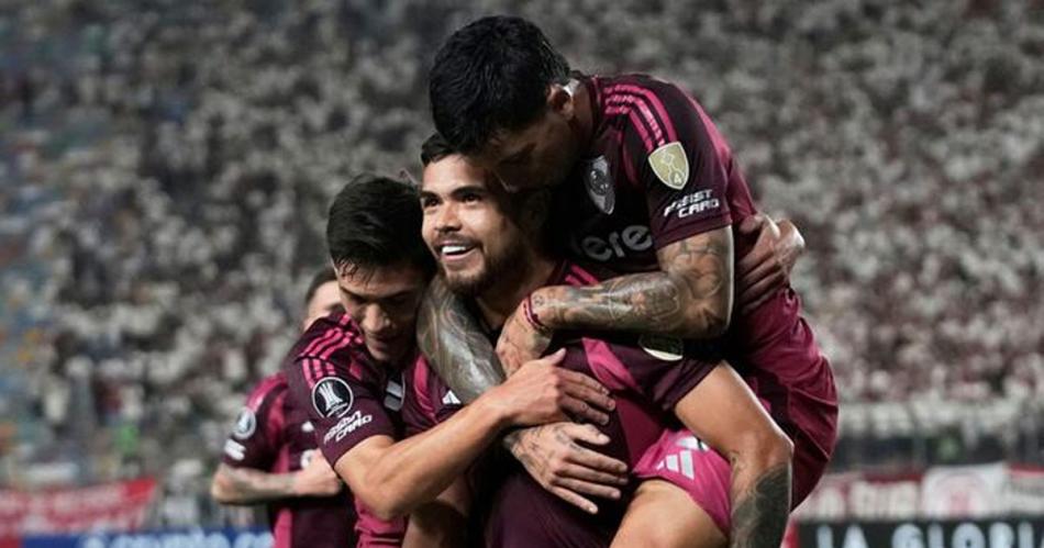 River debutoacute en la Libertadores con triunfo ante Universitario en Lima