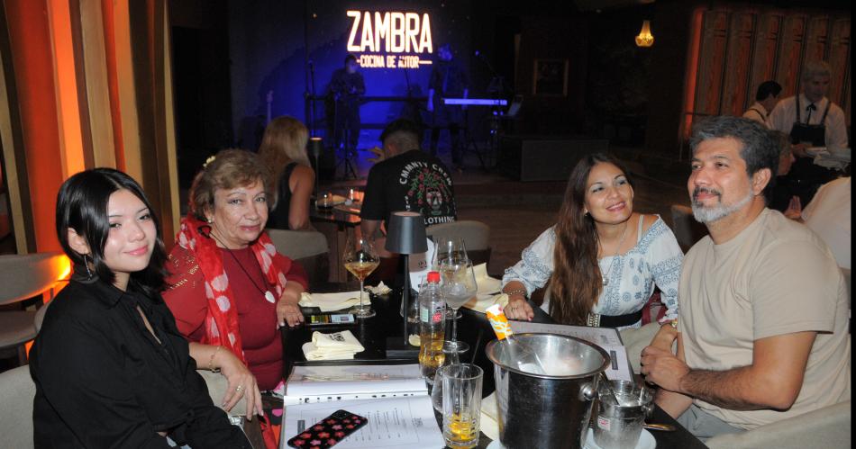 EY LLEVOacute A FITO PAacuteEZ A ZAMBRA