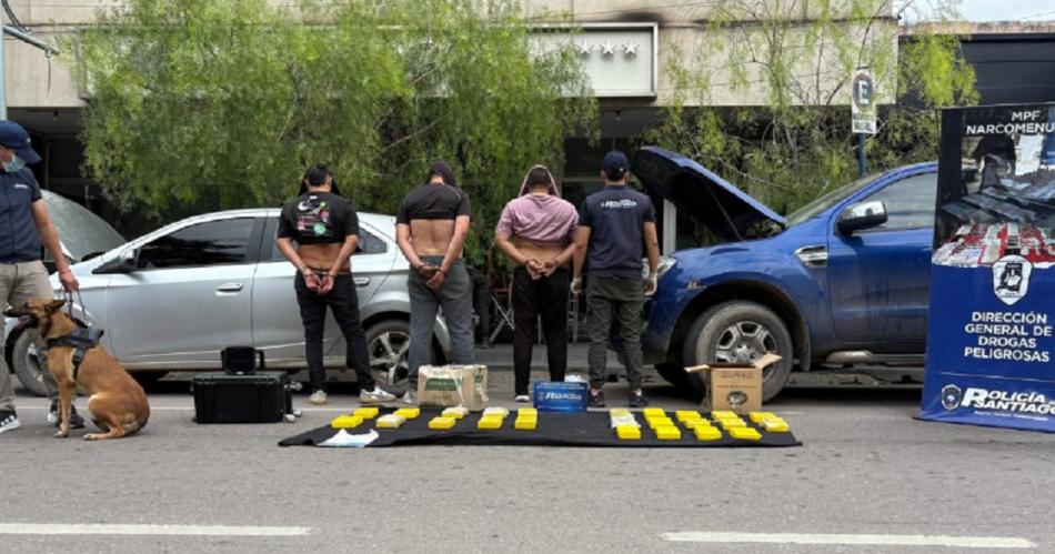 Golpe al narcotr�fico en pleno centro- detienen a tres sujetos con 24 ladrillos de cocaína