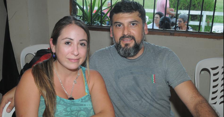 UNA PENtildeA SOLIDARIA ABRAZOacute A NATALIA LAINI