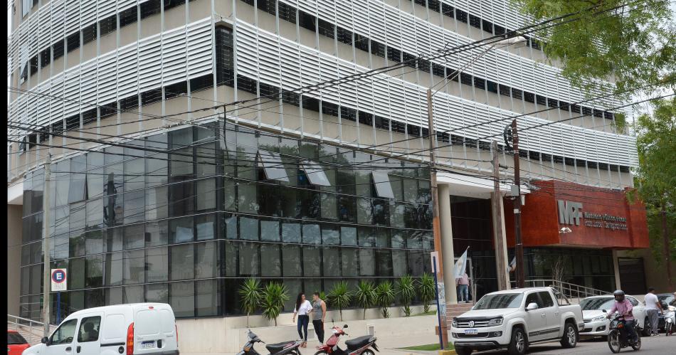 FORENSES- Los expertos trabajan con la autopsia cuyas conclusiones elevarn a la fiscal Eugenia Callegaris