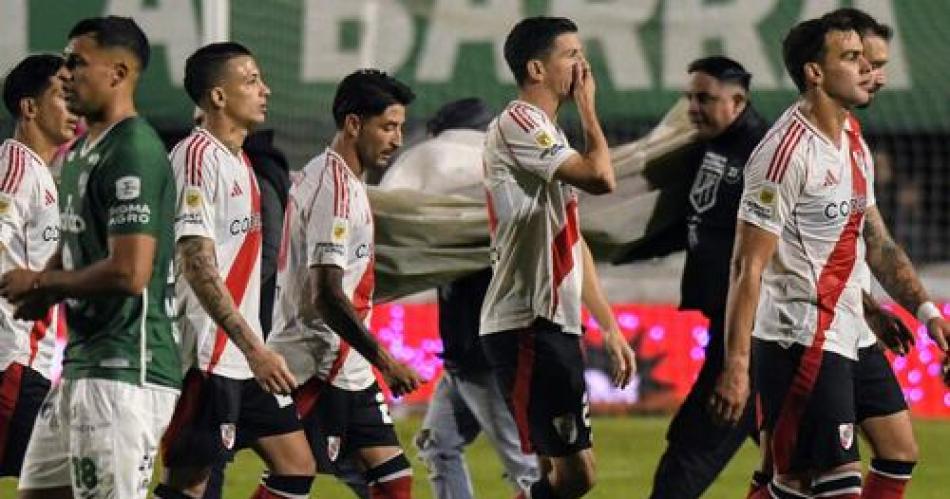 River empatoacute con Sarmiento pero casi lo pierde- lo salvoacute Armani