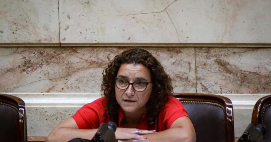 El juez federal Daniel Rafecas procesó a la diputada del Partido Obrero Vanina Biasi